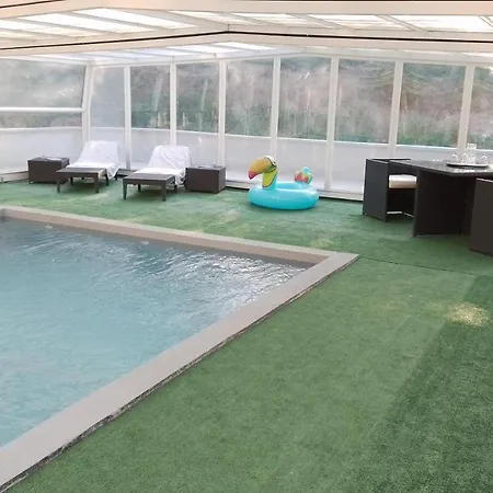 Le Domaine De La Plume Guest house La Gimond