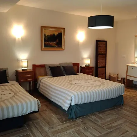 Le Domaine De La Plume Guest house La Gimond